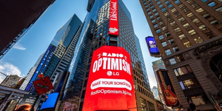 إل جي تطلق حملة “Radio Optimism” لتجديد الروابط الإنسانية عبر الذكاء الاصطناعي