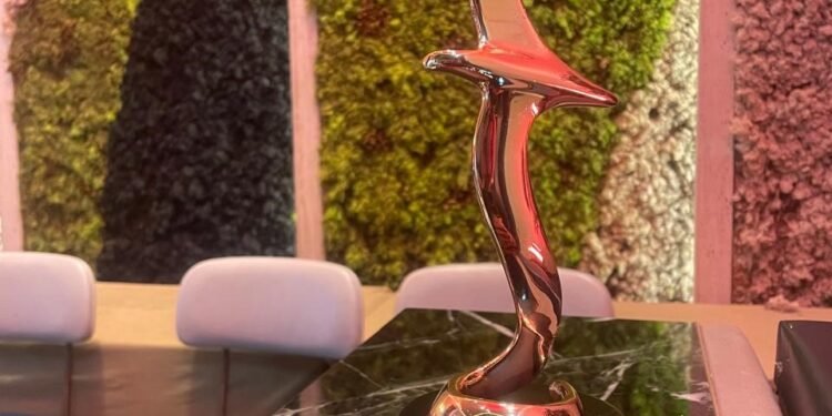 البنك الأهلي يحصد جائزة أفضل مجموعة قانونية في مجال البنوك والتمويل على مستوى الشرق الأوسط