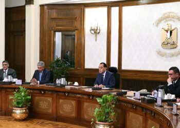 مدبولي: تأهيل عمراني وسياحي لنزلة السمان بحلول 2030 لتحقيق سياحة مستدامة