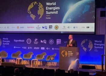 مصر تخطط لحفر 480 بئرًا استكشافية جديدة باستثمارات 5.7 مليارات دولار خلال خمس سنوات