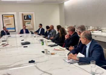 وزير الاستثمار يلتقي DLA Piper ومجموعة من المستثمرين الدوليين لتعزيز الثقة في السوق المصرية