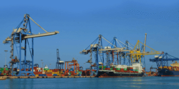 موانئ أبوظبي تستحوذ على حصة 19.3% في “الإسكندرية لتداول الحاويات” مقابل 13.24 مليار جنيه