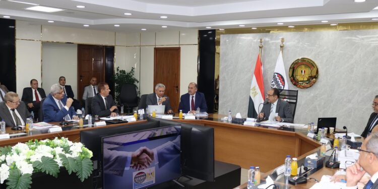 القابضة للأدوية تحقق إيرادات بقيمة 11.6 مليار جنيه بنسبة 79% خلال 2024-2025