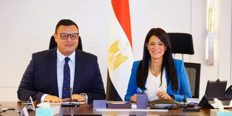 الحكومة تراجع الموقف التنفيذي لمبادرة «حياة كريمة» واستثمارات التنمية العمرانية بقيمة 505 مليارات جنيه