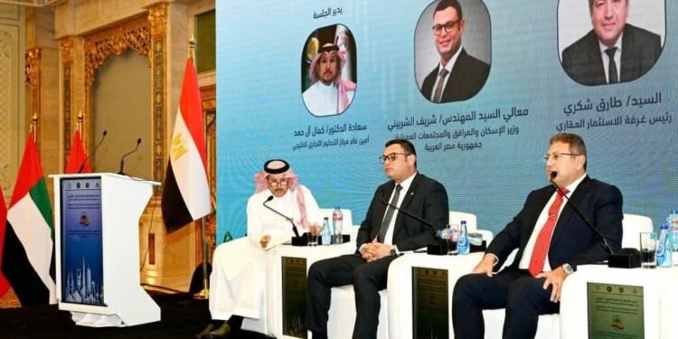 وزير الإسكان يطلق مبادرة لإنشاء صندوق استثماري لجذب المستثمرين الخليجيين وتعزيز التنمية العمرانية والسياحية المستدامة