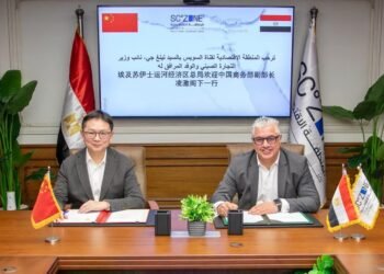 قناة السويس تفتح آفاقًا للاستثمار الصيني في السيارات والطاقة النظيفة