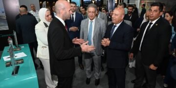 وزير الصناعة: توسعات جديدة لشركة جريش للزجاج بمساحة 24 ألف متر لتعزيز الطاقة الإنتاجية