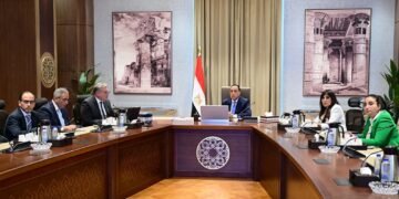 وزير البترول: كشف غازي جديد بالصحراء الغربية وإدخاله الإنتاج بمعدل 16 مليون قدم مكعب يوميًا