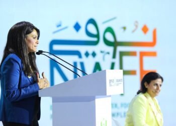 التخطيط : 4.5 مليار دولار استثمارات للمشروعات المناخية عبر منصة “نُوفّي” و5.2 جيجاوات طاقة متجددة قيد التنفيذ