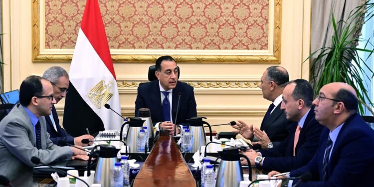 المركز الوطني: قرارات جمهورية لـ32 موقع تحلية وجارٍ استصدار قرارات لـ6 مواقع جديدة