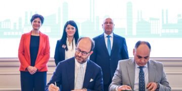 مصر توقع اتفاق تمويل ميسر ومنحة بقيمة 53.8 مليون يورو لدعم الصناعات الخضراء المستدامة