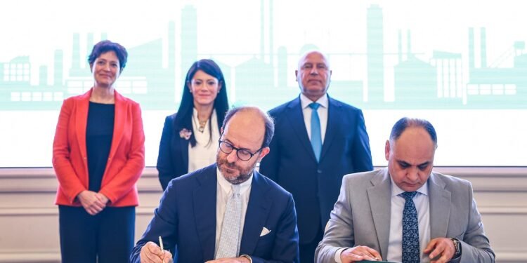 مصر توقع اتفاق تمويل ميسر ومنحة بقيمة 53.8 مليون يورو لدعم الصناعات الخضراء المستدامة