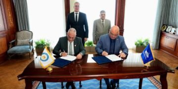 قناة السويس تتقدم نحو الحياد الكربوني 2030 بإطلاق مشروع محطة الغاز الطبيعي المسال