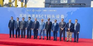 اقتصادية قناة السويس تتسلم 24 معدّة جديدة لتعزيز قدرات مناولة الحاويات بميناء السخنة