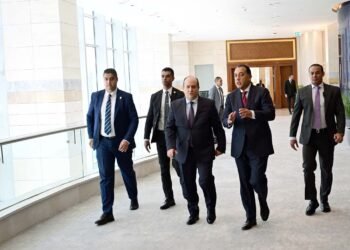 صادرات مصر تقفز إلى 40.6 مليار دولار وتراجع العجز التجاري بنسبة 16% في 2025