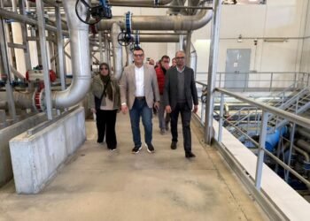 “أكسيونا” تستعرض أحدث تقنيات المعالجة أمام وزير الإسكان ضمن خطة تطوير البنية التحتية للمياه