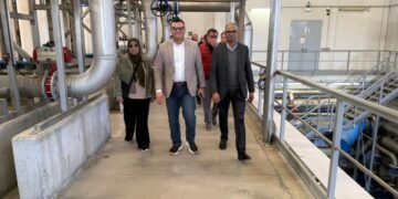 “أكسيونا” تستعرض أحدث تقنيات المعالجة أمام وزير الإسكان ضمن خطة تطوير البنية التحتية للمياه