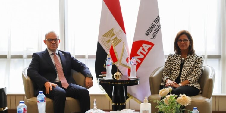 الرقابة المالية تبحث مع الأكاديمية الوطنية للتدريب شراكة لتطوير كفاءات القطاع المالي غير المصرفي