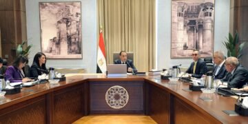 الحكومة تناقش خطة إعادة هيكلة الشركات المملوكة للدولة وتجهيزها للطرح