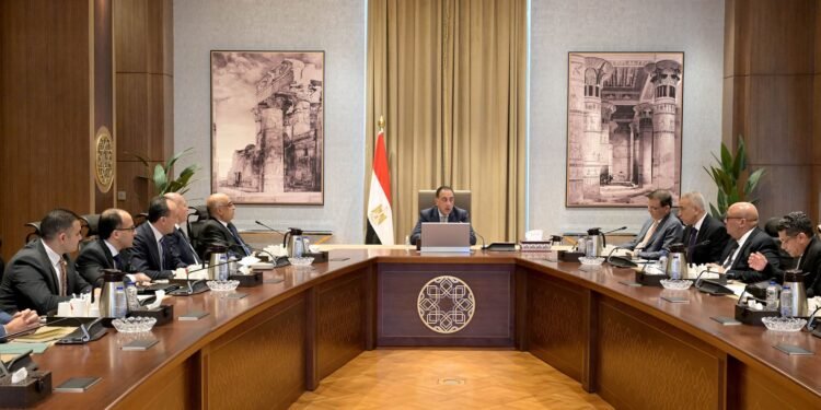 مدبولي: تسهيل الإجراءات والحوافز هدفنا لتعزيز الاستثمارات الأجنبية والمحلية