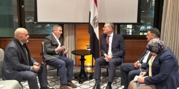 مصر تفتح آفاقًا جديدة للاستثمار في المعادن النادرة والطاقة المستدامة