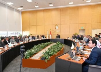 وزير الإسكان يشدد على الالتزام بمواعيد تسليم وحدات “سكن لكل المصريين” في المدن الجديدة