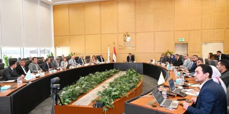 وزير الإسكان يشدد على الالتزام بمواعيد تسليم وحدات “سكن لكل المصريين” في المدن الجديدة