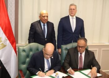 توقيع بروتوكول بين هيئة المواد النووية والهيئة العامة للبترول لمعالجة المخلفات وتعزيز الاستدامة البيئية