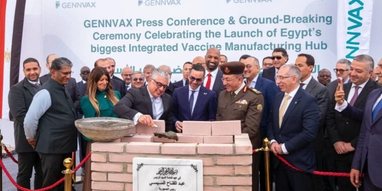 اقتصادية قناة السويس تشهد وضع حجر الأساس لمصنع جينفاكس للقاحات والأدوية باستثمارات 150 مليون دولار