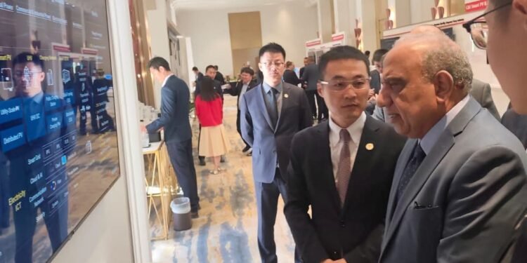 مصر تؤكد التزامها بتوسيع الطاقة المتجددة خلال قمة هواوي للطاقة الشاملة شمال أفريقيا 2025