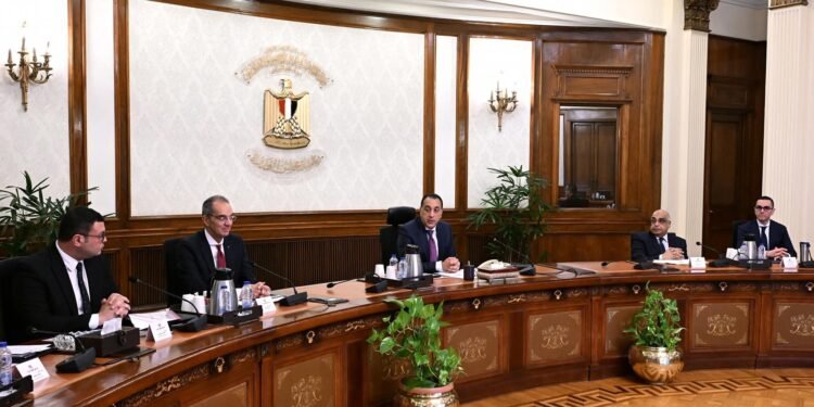 رئيس الوزراء يتابع تنفيذ “منصة مصر العقارية” لتعزيز تصدير العقار وزيادة موارد النقد الأجنبي