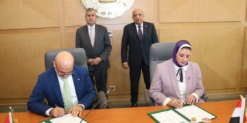 مصر والأردن توقعان عقد تبادل الطاقة الكهربائية لعام 2026 لتعزيز أمن الطاقة