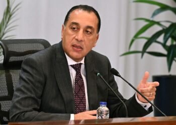 مدبولي يكتب : الدَّيْن بين ذروة الضغوط ومسار التصحيح… وكيف تُعيد الدولة ضبط التمويل