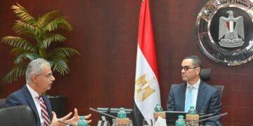 الاستثمار: “باور إيديسون” تبحث خطوط إنتاج وشراكات لتعزيز الطاقة المستدامة في مصر