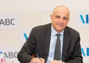 بنك ABC مصر يحصل على جائزة J.P. Morgan Elite Quality Award لعام 2025 بمعدل معالجة آلية 99.68%