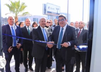 بنك التنمية الصناعية IDB يفتتح فرعه الجديد بالتجمع الخامس ضمن خطة التوسع والتحول إلى بنك تجاري شامل