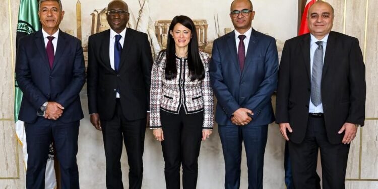 مصر وبنك التنمية الأفريقي يوقعان اتفاق دعم الموازنة والإصلاحات الهيكلية بقيمة 170 مليون دولار