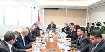 وزير الإسكان يشدد على سرعة إنجاز مشروعات سامكريت والالتزام بالجداول الزمنية