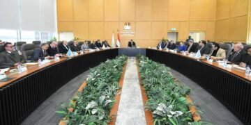 وزير الإسكان يتابع تنفيذ مشروعات المرحلة الأولى لمبادرة “حياة كريمة” في 13 محافظة