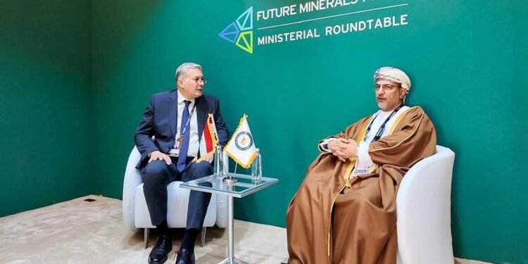مصر وعمان تتباحثان تبادل الخبرات والتعاون في قطاع التعدين والبترول