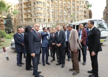 الخطيب: شراكات مع القطاع الخاص بنظام حق الانتفاع لتعظيم عوائد مباني الوزارات بوسط البلد