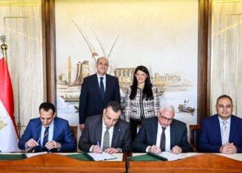 مصر تطلق المرحلة الأولى من المراكز المتنقلة لتسهيل الحصول على صحيفة الحالة الجنائية