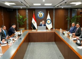 البترول تبحث مع “شينج فا” الصينية استثمار 2 مليار دولار في التعدين وصناعات القيمة المضافة للفوسفات