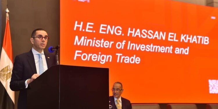 وزير الاستثمار: 2.3 مليار دولار حجم التبادل التجاري بين مصر وسويسرا