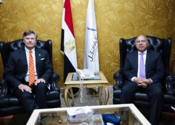 مصر تدعو الشركات الأمريكية للاستثمار في إدارة وتشغيل المحطات البحرية والصناعات المتقدمة