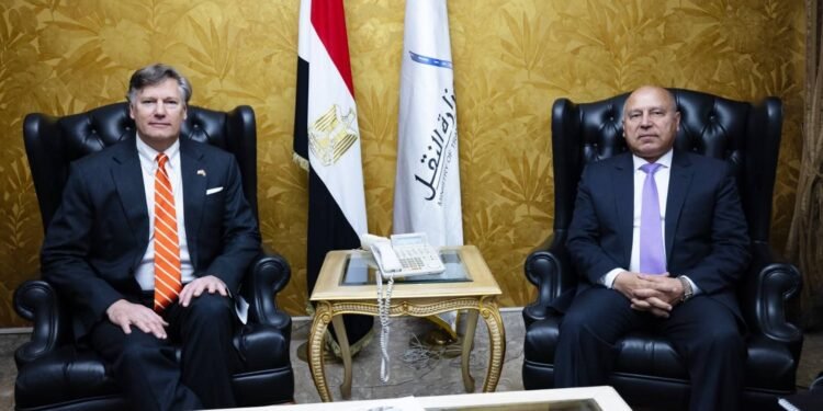 مصر تدعو الشركات الأمريكية للاستثمار في إدارة وتشغيل المحطات البحرية والصناعات المتقدمة
