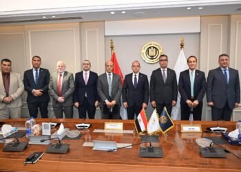  الرقابة المالية ووزارة التموين توقعان بروتوكول تعاون لإنشاء مكتب سجل تجاري مميز لخدمات الشركات