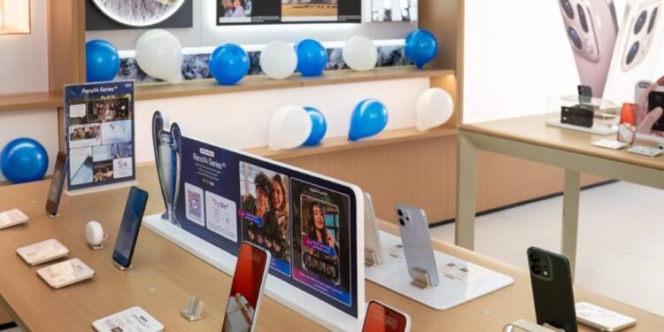 OPPO تفتتح أحدث متاجر Experience & Service في طنطا لتعزيز تجربة العملاء وخدمات ما بعد البيع