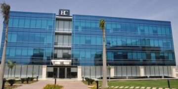 اتش سي تتوقع نمو إيرادات النساجون الشرقيون بمعدل نمو سنوي مركب 7% خلال 2025–2030