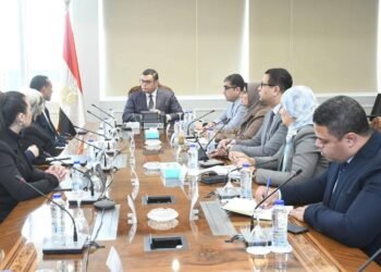 وزير الإسكان يبحث مع «الهابيتات» تعزيز التعاون لدعم التنمية العمرانية المستدامة